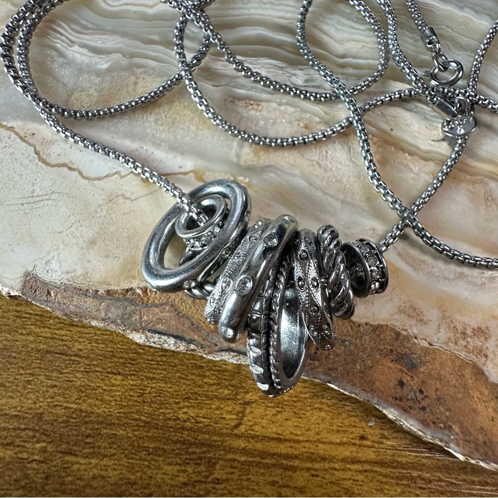 Loft long fashion necklace
